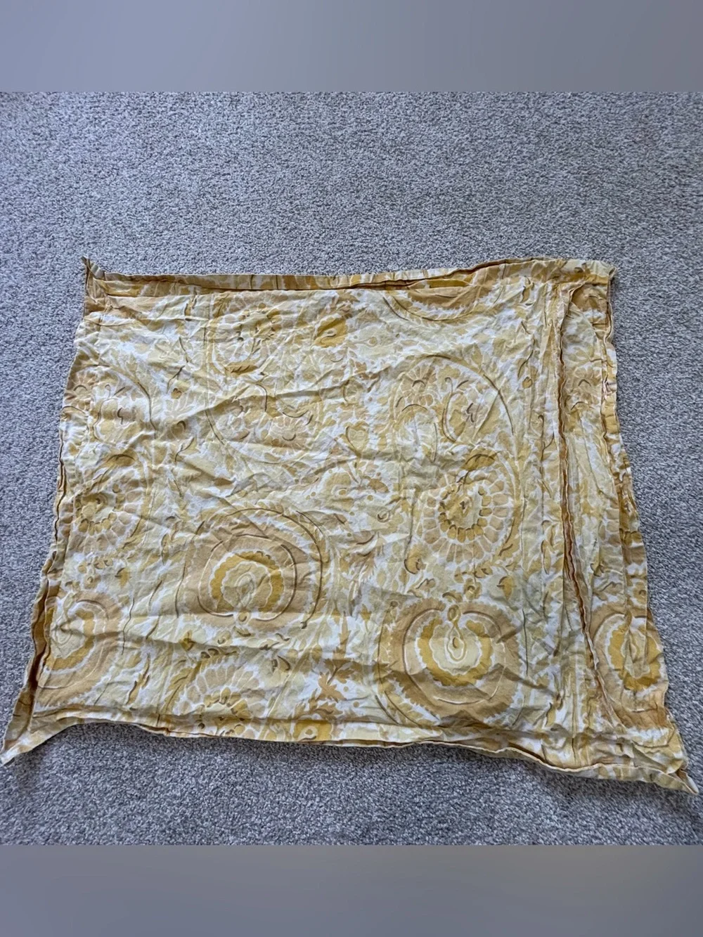 Pottery Barn Gold Patterned 2010 Queen Duvet Cover and two Standard Shams